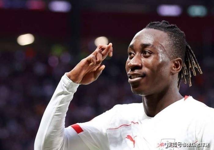 从半职业联赛到身价有望破亿！德甲赛场过人王，引发一众豪门追求